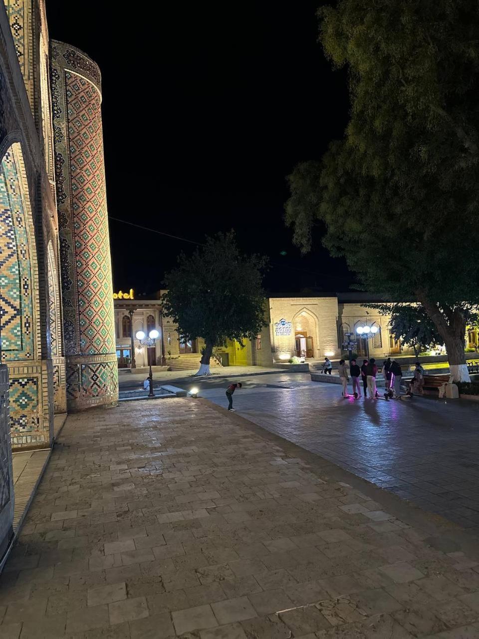 Munis Hotel Bukhara Eksteriør billede